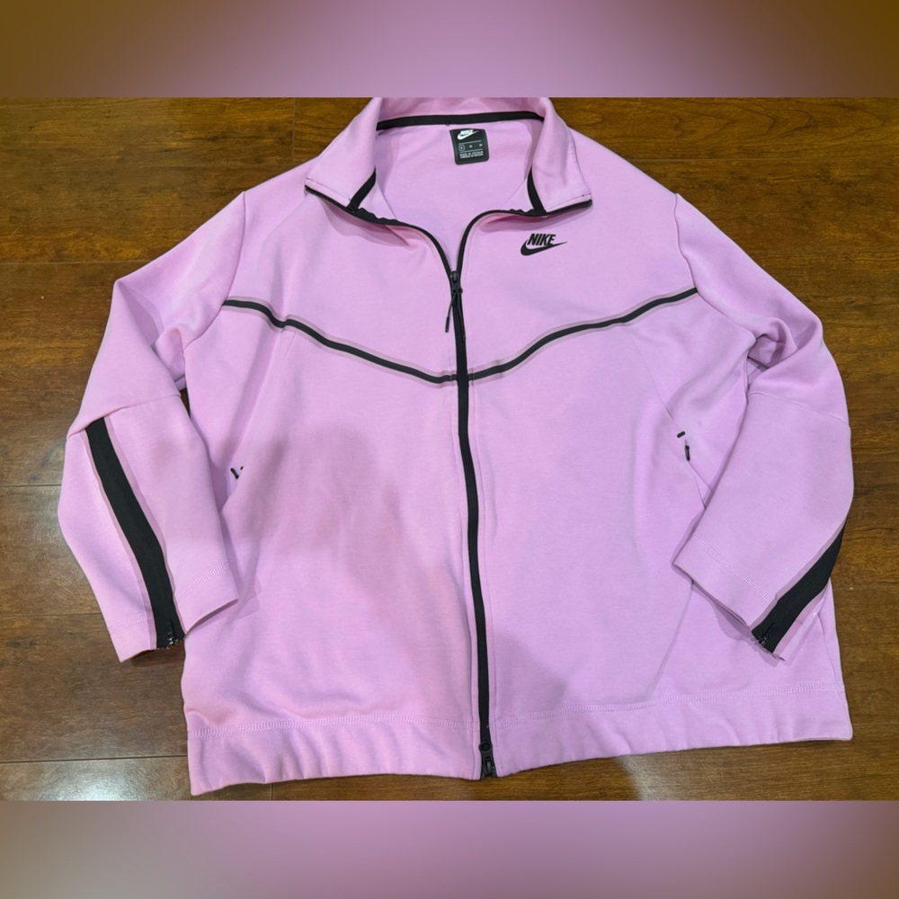 Nike Women's Pink Jacket